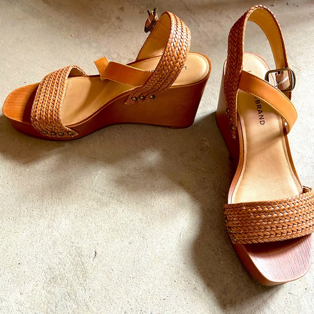 Lucky Brand Wedge Sandals